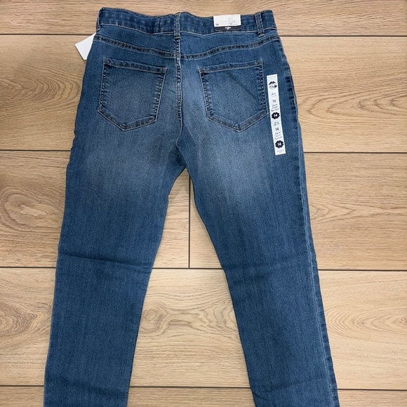 Lot of 2 - Brand New Oshkosh Girls Jeans size 14 - Picture 3 of 6